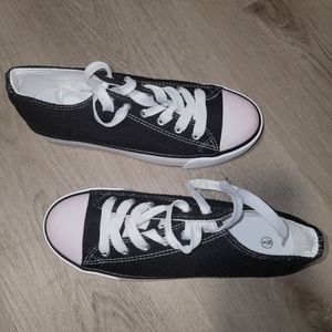Unbranded Black/White Sneakers Lace Up Casual Shoes Womens